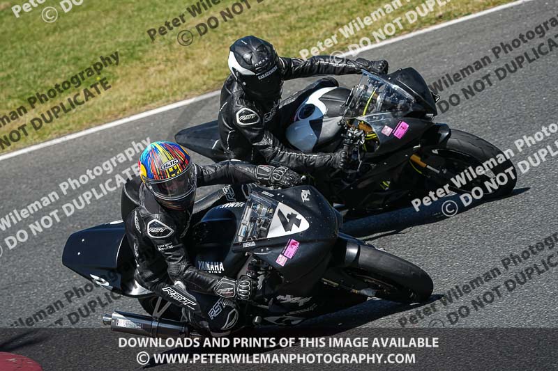 enduro digital images;event digital images;eventdigitalimages;mallory park;mallory park photographs;mallory park trackday;mallory park trackday photographs;no limits trackdays;peter wileman photography;racing digital images;trackday digital images;trackday photos